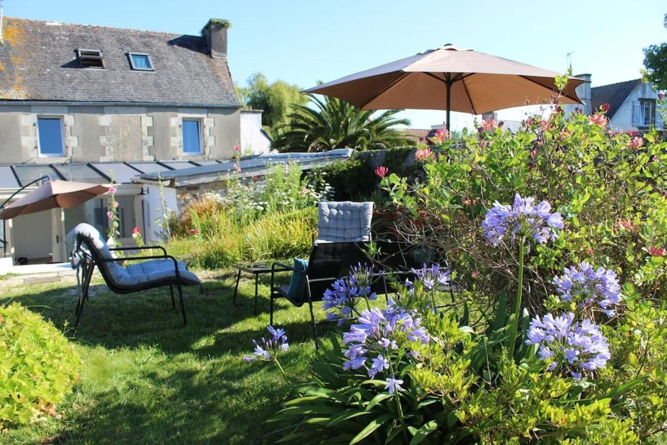 Charmante Maison De Ville A 6 Km De La Mer Lanmeur Extérieur photo