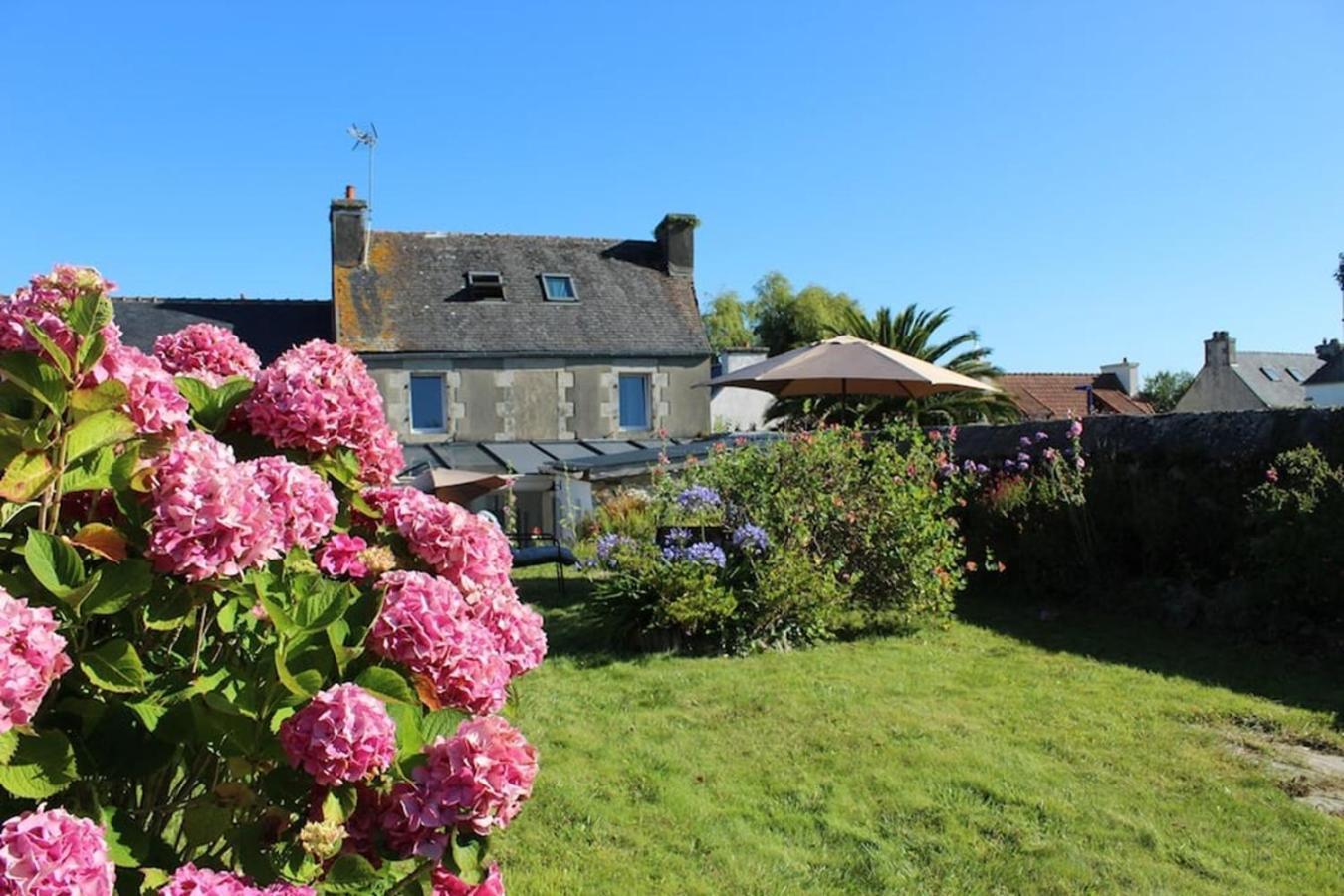 Charmante Maison De Ville A 6 Km De La Mer Lanmeur Extérieur photo